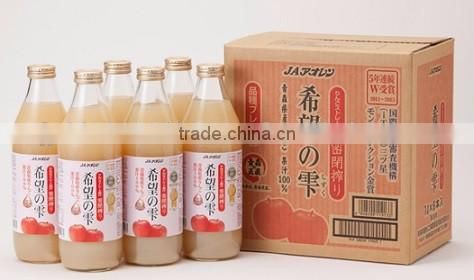 Delicious Komitsu apples from Japanese fresh fruit company