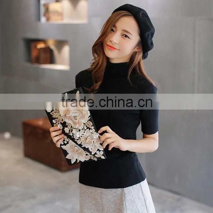 2016Fashion beautiful embroidered bag