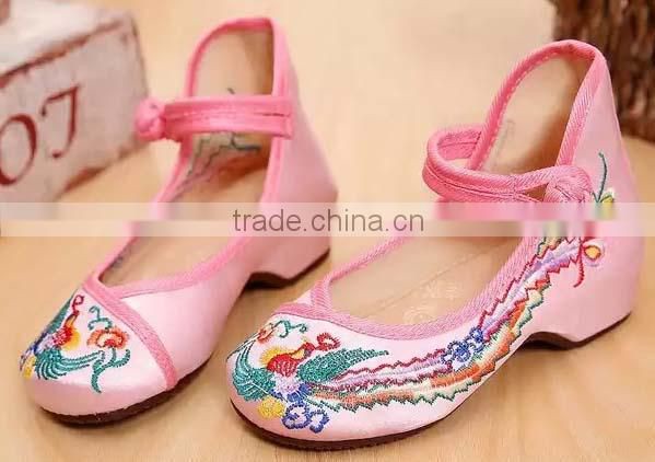 beautiful embroidered girl's shoes