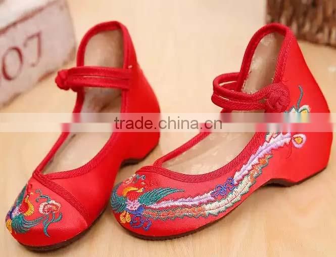 beautiful embroidered girl's shoes