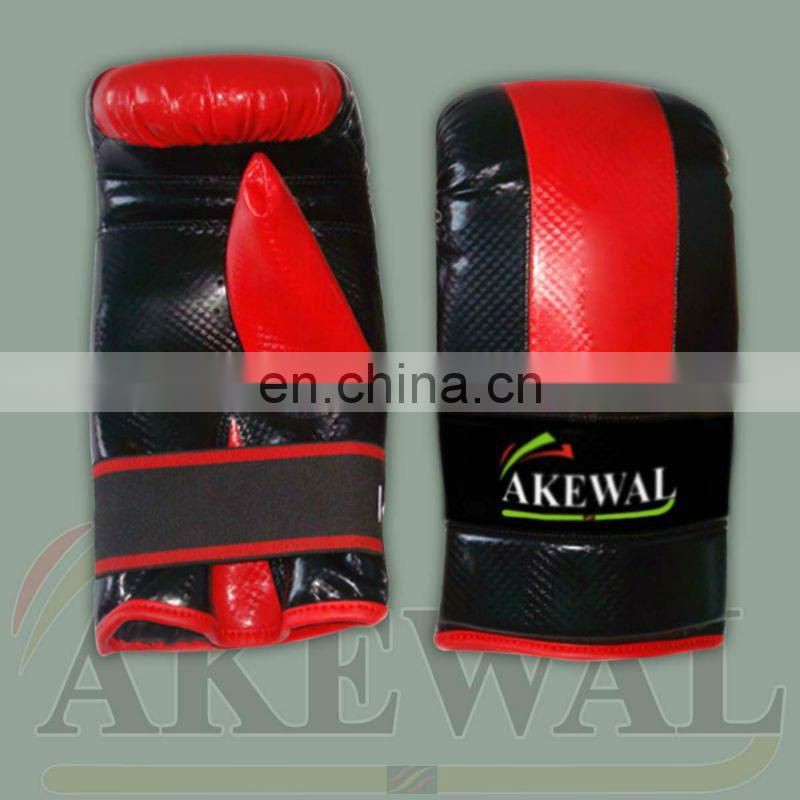 Boxing Gloves White/Black