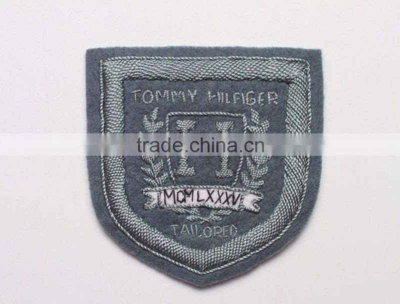 BLAZER POCKET BADGE EMBROIDERED