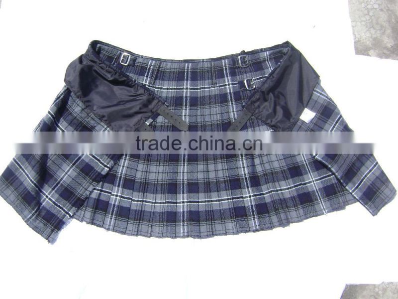 Men Black Watch Scottish Highland Traditional Tartan Kilt 5 and 8 Yards