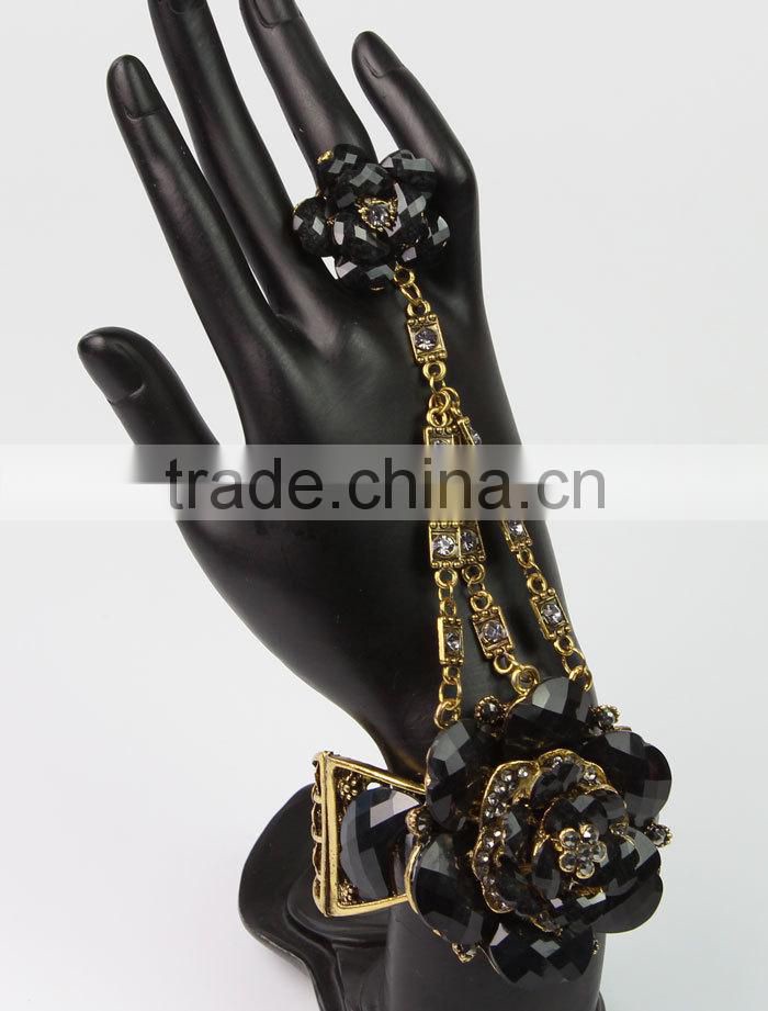 Hot Sale Cheap Bulk Black Flower Charm Bracelet Wholesale J061943F07