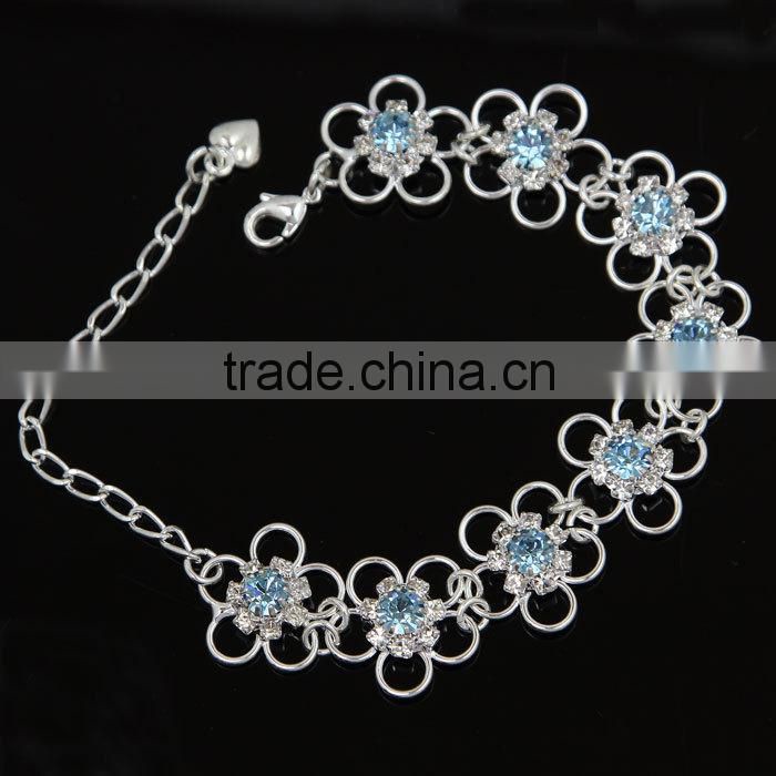 Cheap Sale Decorative Rhinestone Trendy Bracelet 2016 J06861F01