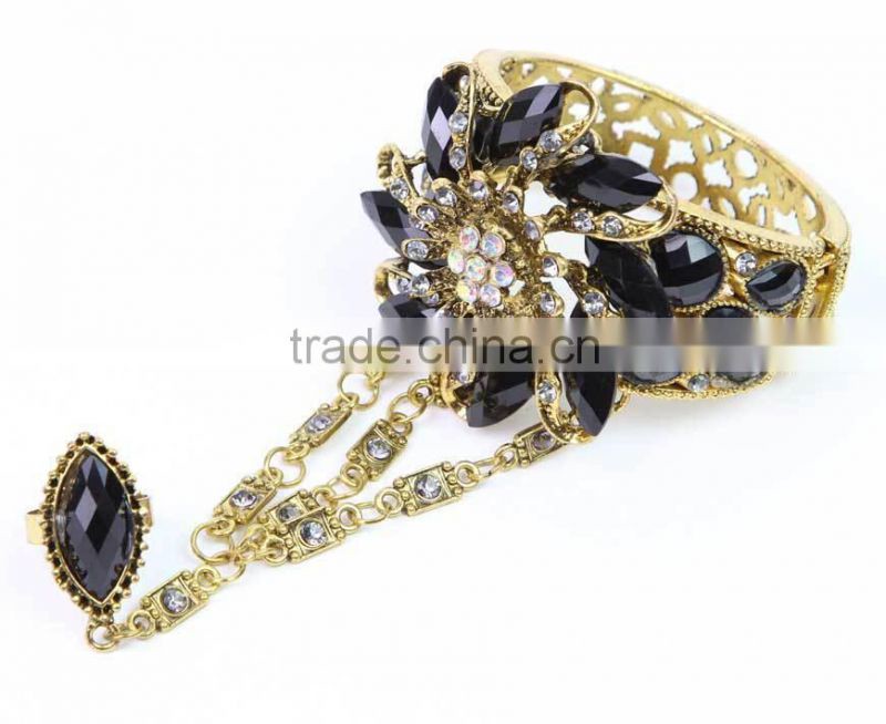 New Design Big Fashion Custom Bangle Bracelet 2014 Made in China J061007F03