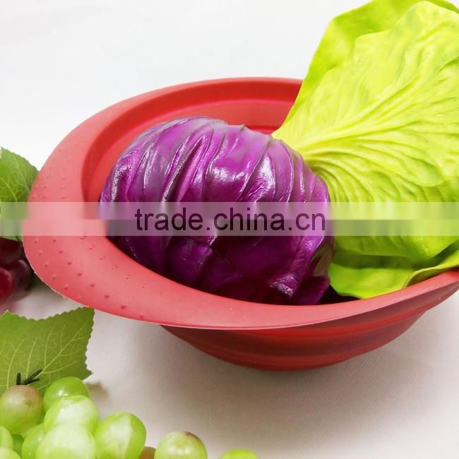 Silicone Mini Collapsible Fruit & Vegetable Strainer