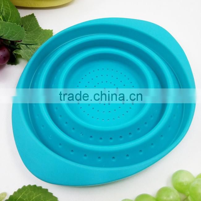 Silicone Mini Collapsible Fruit & Vegetable Strainer
