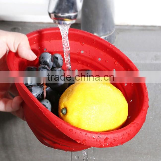 Silicone Mini Collapsible Fruit & Vegetable Strainer