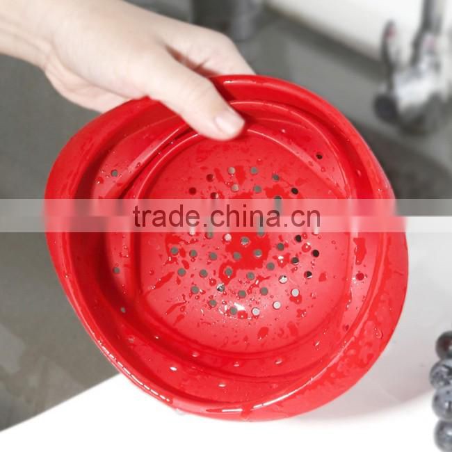 Silicone Mini Collapsible Fruit & Vegetable Strainer