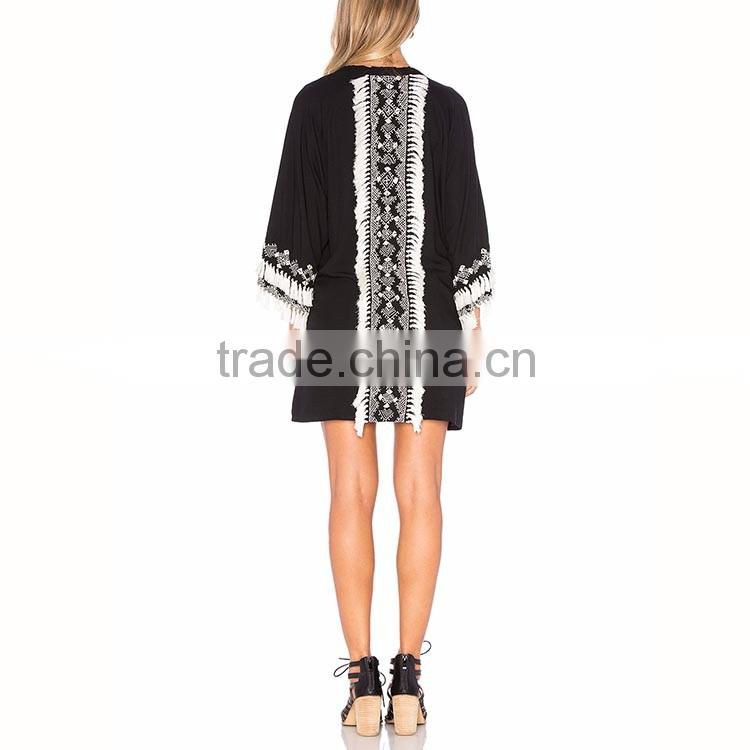 Trade assurance woman overcoat wide sleeve embroidered black kimono with fringe