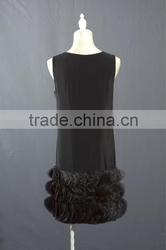 V Neck Black Short Knitted Dress with Organza Patels on Hem BM0006
