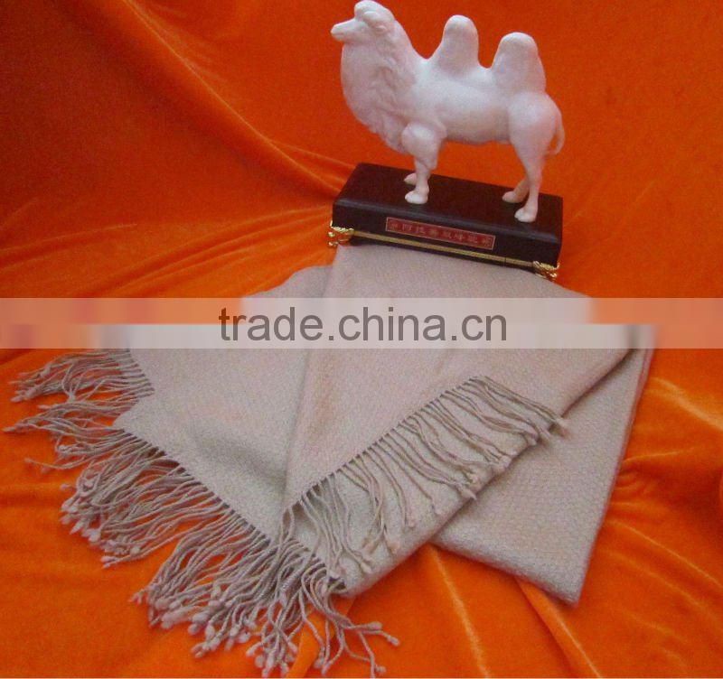 different styles camel wool shawl scarves