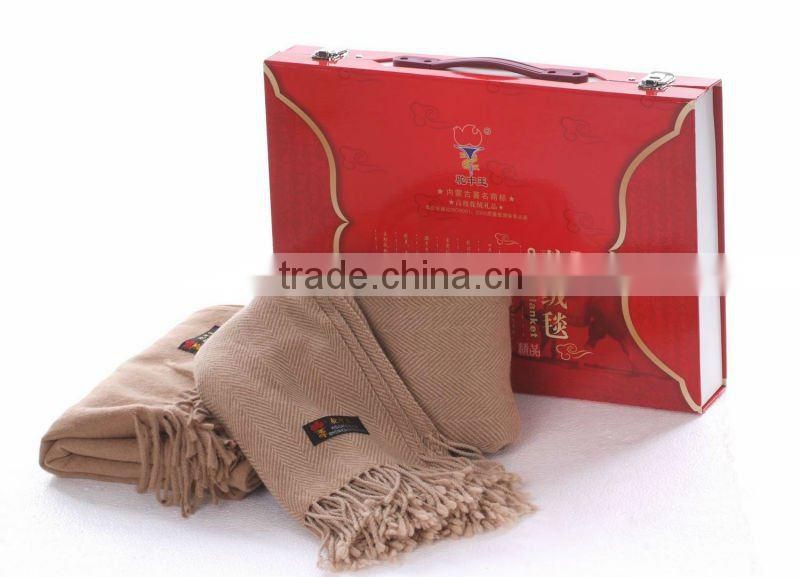 different styles camel wool shawl scarves