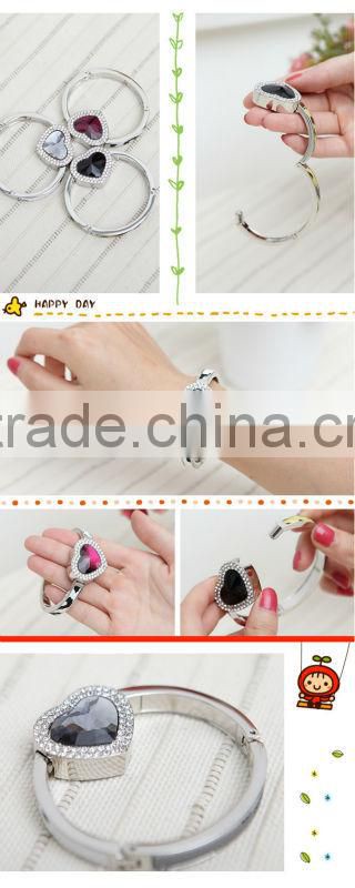 custom made metal mirror handbag holder