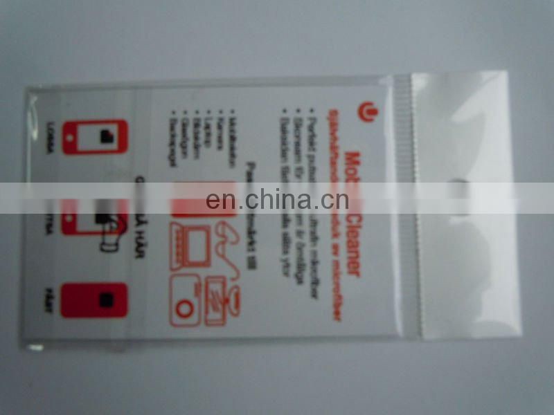 Microfiber sticky screen cleaner