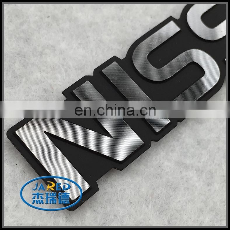 25 years experience custom badge manufacturer