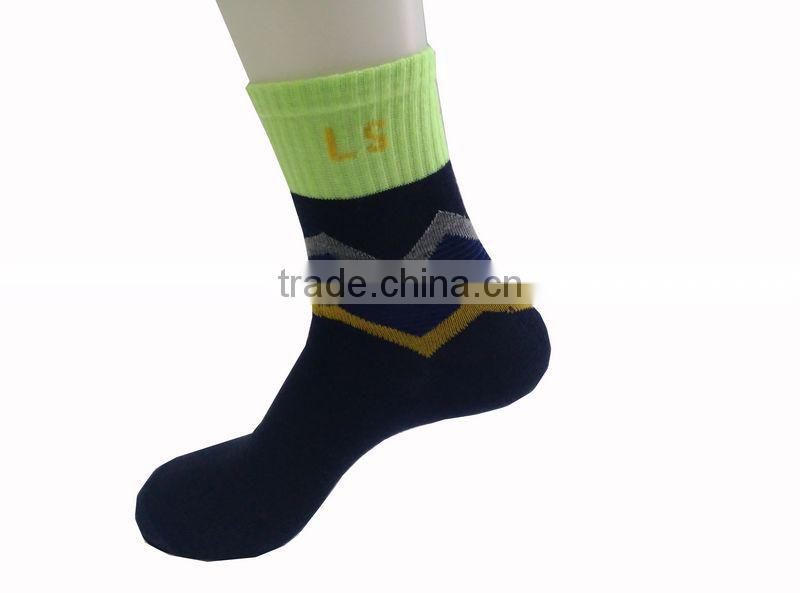 new fashion men's sport socks