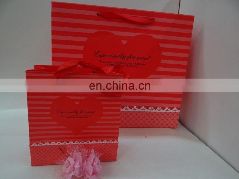 Factory directly ! 2014 Newest Promotional Cheap Customized lovely fancy paper bags