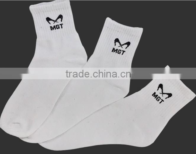 OEM 100% Cotton White Boys Sports Socks