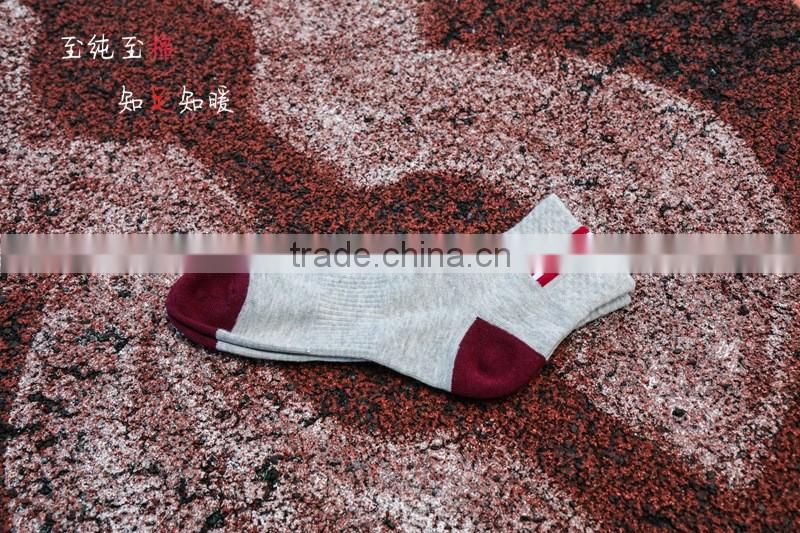 2016 Wholesale Men Cotton Basketball Sports Socks