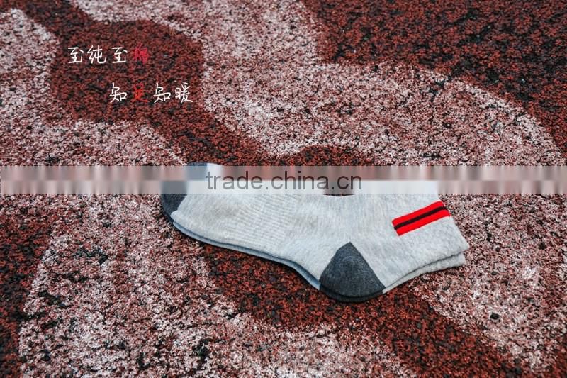 2016 Wholesale Men Cotton Basketball Sports Socks