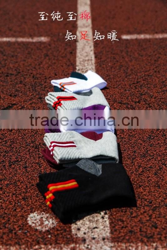 2016 Wholesale Men Cotton Basketball Sports Socks