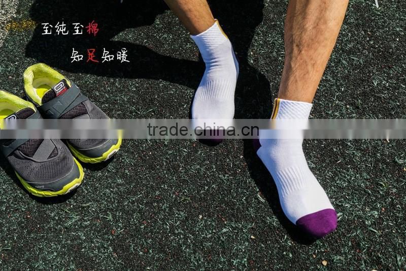 2016 Wholesale Men Cotton Basketball Sports Socks
