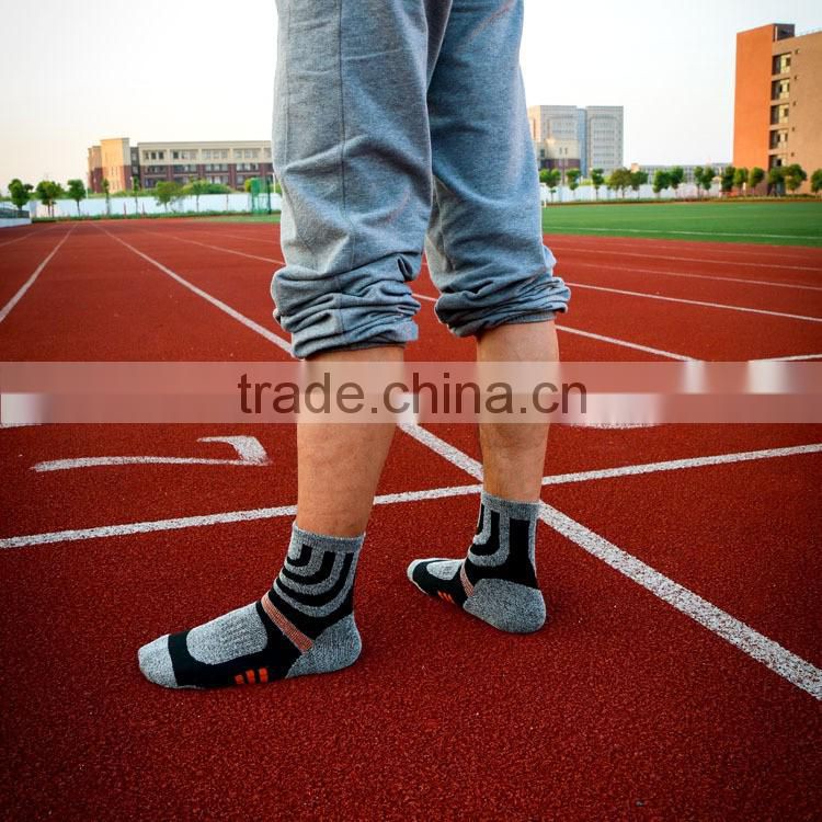 2016 Wholesale Men Sport Socks