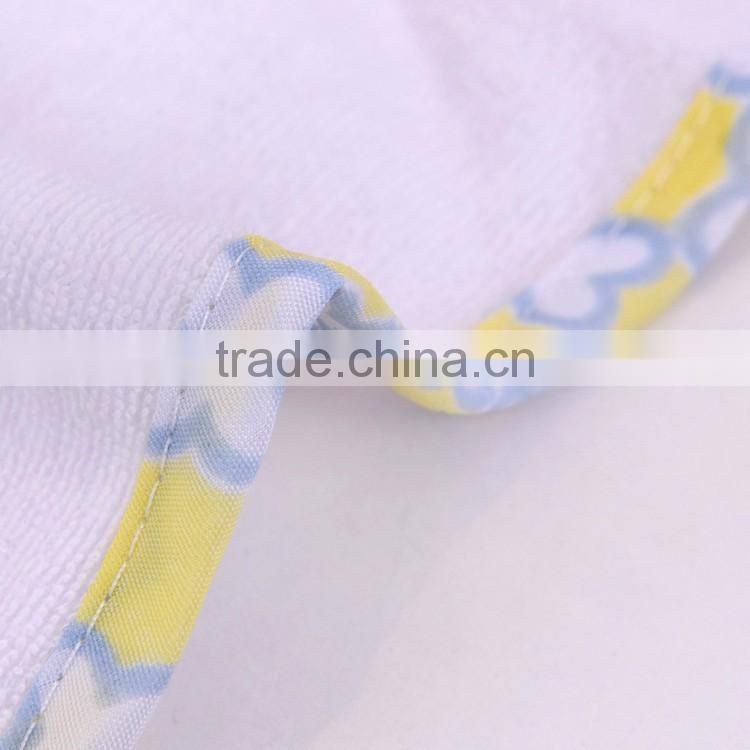 2017 cheap price baby clothes terry towel,kids cartoon bath hooded towel