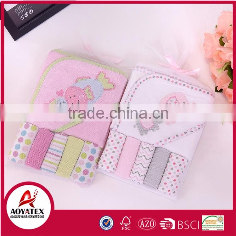 100% polyester bamboo baby washcloths,Made in China baby hooded towel and super soft terry