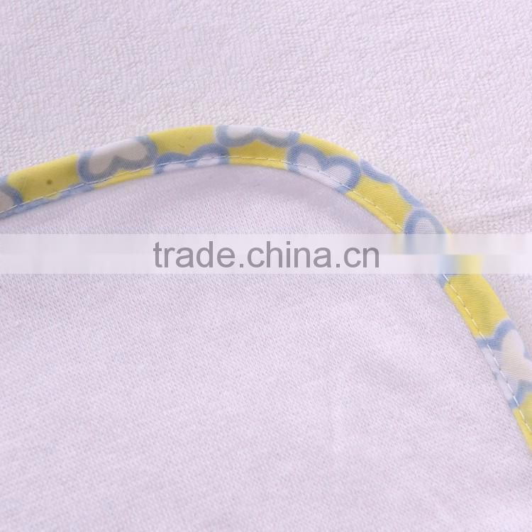 2017 cheap price baby clothes terry towel,kids cartoon bath hooded towel