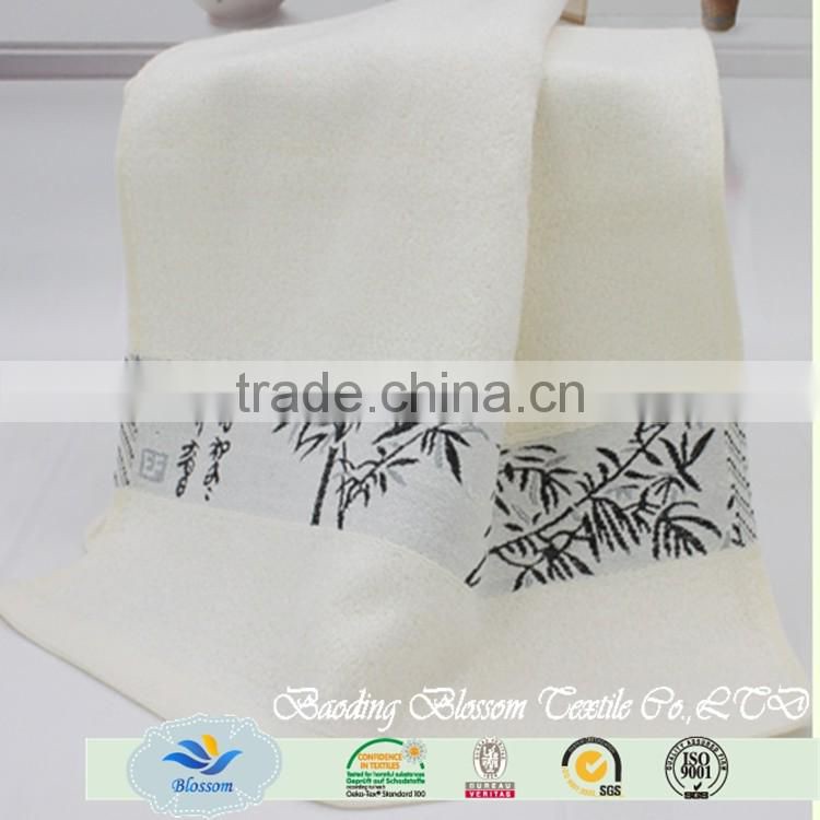 2016 hot sale printed soft touch water absorbing bamboo face towels