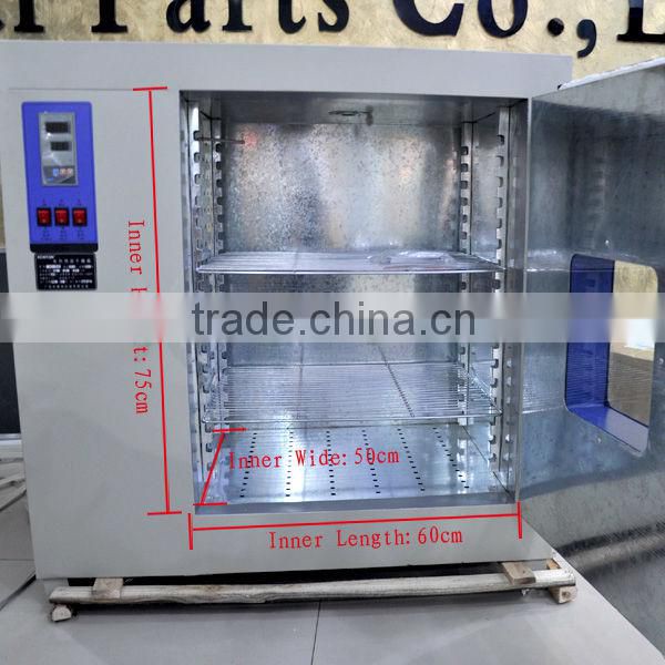 Heating oven for projector headlight