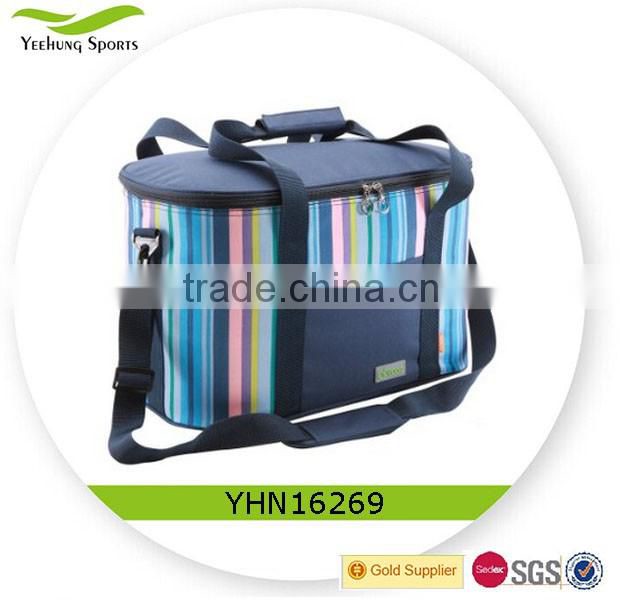 Fashion Thermal Insulated Picnic Lunch bag Soft Picnic Bag Cooler Bag for Camping